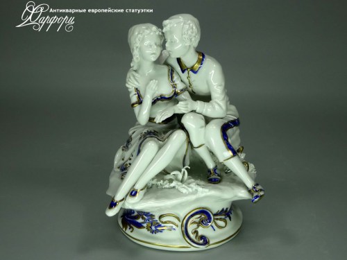 Купить фарфоровую статуэтку Capodimonte Первая встреча